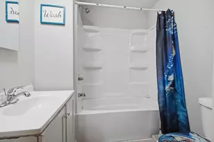 852 Jessamine Ave E, Saint Paul, MN 55106 - Photo 29