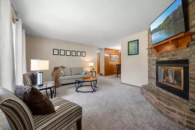 10725 Rich Avenue S, Bloomington, MN 55437 - Photo 3