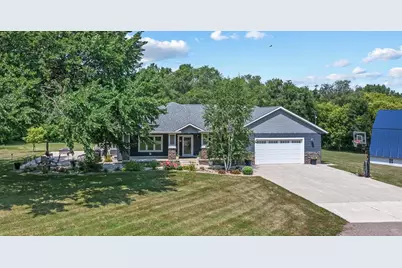 2615 210th Avenue, Marshall, MN 56258 - Photo 9