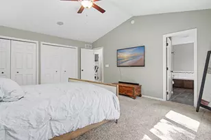 4640 9 Mile Creek Pkwy, Bloomington, MN 55437 - Photo 9