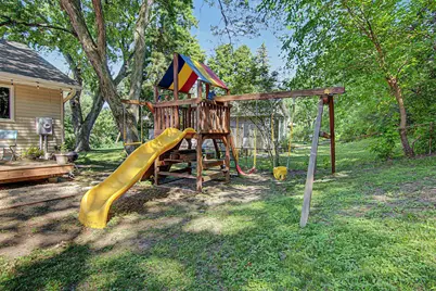 4640 Nine Mile Creek Parkway, Bloomington, MN 55437 - Photo 23