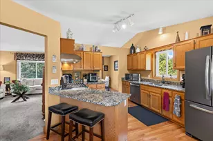 7281 Terra Ct, Lino Lakes, MN 55014 - Photo 5
