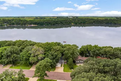 358 E Amber Lake Drive, Fairmont, MN 56031 - Photo 35