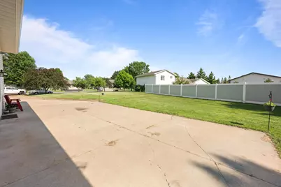 1080 3rd Avenue NE, Milaca, MN 56353 - Photo 7