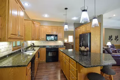 1150 Oakcrest Drive, Sauk Rapids, MN 56379 - Photo 5
