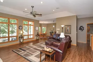 1150 Oakcrest Dr, Sauk Rapids, MN 56379 - Photo 7