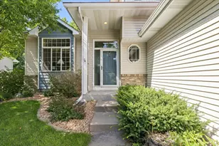 2813 88th Ave NE, Blaine, MN 55449 - Photo 3