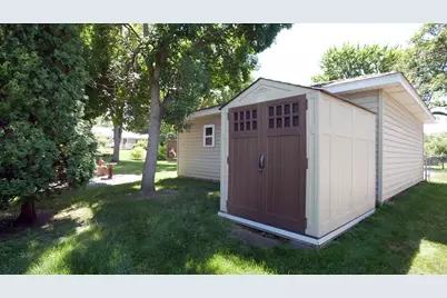 10717 Nord Avenue S, Bloomington, MN 55437 - Photo 23