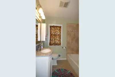 10717 Nord Avenue S, Bloomington, MN 55437 - Photo 9