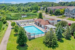 1862 Colonial Ln, Chanhassen, MN 55317 - Photo 3