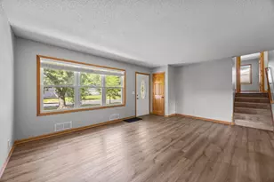 2910 114th Ave NW, Coon Rapids, MN 55433 - Photo 3
