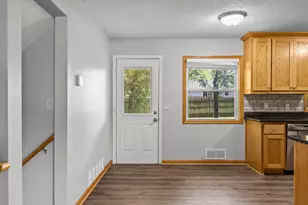 2910 114th Ave NW, Coon Rapids, MN 55433 - Photo 7