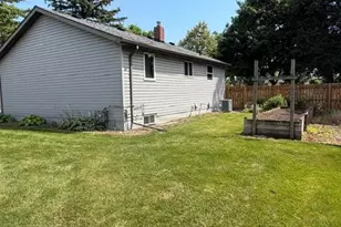 600 E Elm Ave, Olivia, MN 56277 - Photo 5