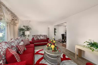 6932 Kentucky Avenue N, Brooklyn Park, MN 55428 - Photo 7