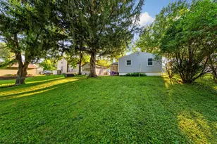 511 Division St, Waterville, MN 56096 - Photo 29