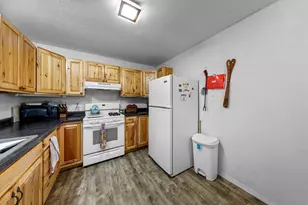 511 Division St, Waterville, MN 56096 - Photo 13