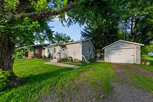 511 Division St, Waterville, MN 56096 - Photo 25