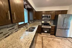 404 Cimarron Rd, Apple Valley, MN 55124 - Photo 5