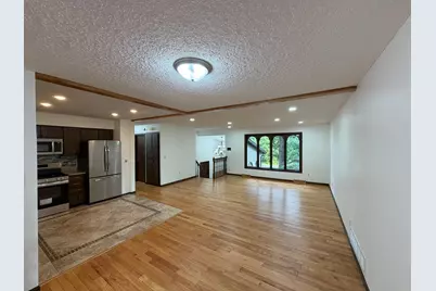 404 Cimarron Road, Apple Valley, MN 55124 - Photo 11