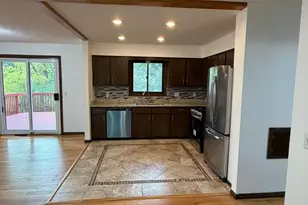 404 Cimarron Rd, Apple Valley, MN 55124 - Photo 3