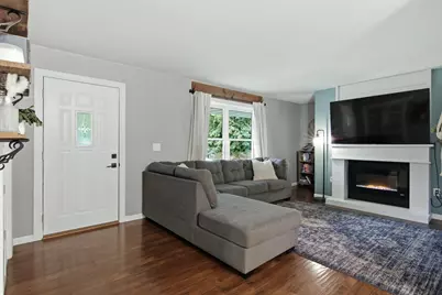 1010 Malden Avenue, Eau Claire, WI 54703 - Photo 7
