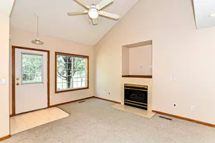 2795 Ranchview Ln N, Plymouth, MN 55447 - Photo 3