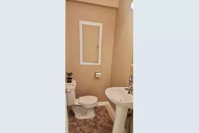 859 Conway Street E, Saint Paul, MN 55106 - Photo 15