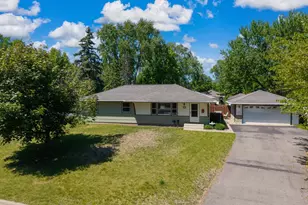 3110 W 82nd St, Bloomington, MN 55431 - Photo 5