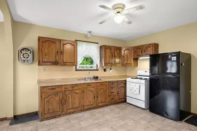 323 Erie Street, Saint Paul, MN 55102 - Photo 13