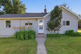 127 N 2nd Ave, Warba, MN 55793 - Photo 21