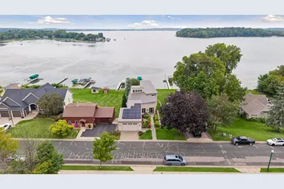 224 W Lake Street, Waconia, MN 55387 - Photo 3