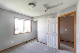 4960 Emmit Dr N, Hugo, MN 55038 - Photo 11