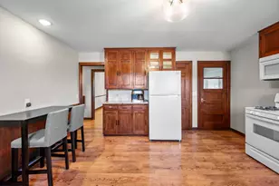 102 14th Ave N, Hopkins, MN 55343 - Photo 9