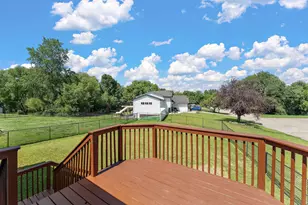 5785 Yucca Ln N, Plymouth, MN 55446 - Photo 35