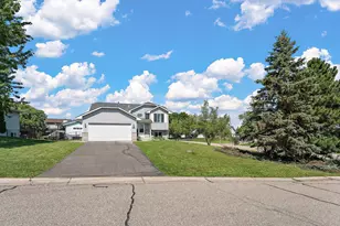 5785 Yucca Ln N, Plymouth, MN 55446 - Photo 29