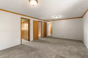 5785 Yucca Ln N, Plymouth, MN 55446 - Photo 13