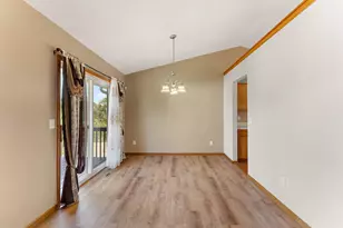 5785 Yucca Ln N, Plymouth, MN 55446 - Photo 9