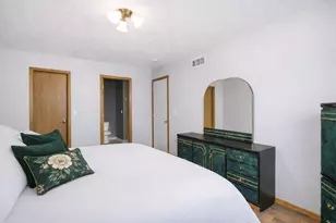 15865 Griffon Path, Apple Valley, MN 55124 - Photo 7