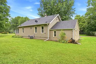 146 W Winter Ave, Elmwood, WI 54740 - Photo 17