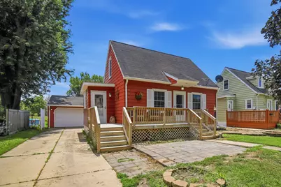 904 14th Avenue SE, Austin, MN 55912 - Photo 1