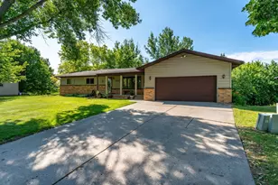 108 E Oriole Dr, Fergus Falls, MN 56537 - Photo 1