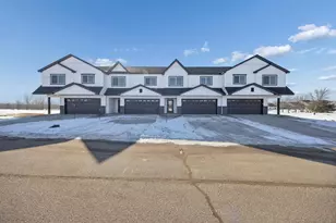 1108 45th Ave NE, Saint Cloud, MN 56304 - Photo 1