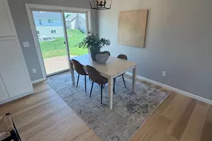 1625 Squirrel Way, New Richmond, WI 54017 - Photo 5