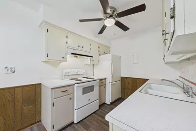 2730 Dale Street N #D110, Roseville, MN 55113 - Photo 11