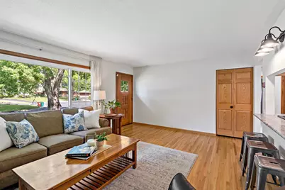 8418 Kell Avenue S, Bloomington, MN 55437 - Photo 7