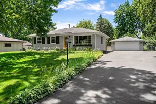 8418 Kell Ave S, Bloomington, MN 55437 - Photo 3