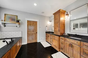8524 Haeg Dr, Bloomington, MN 55431 - Photo 25