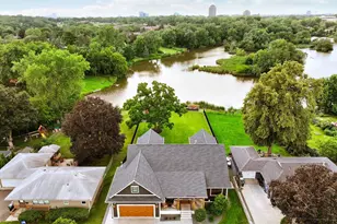 8524 Haeg Dr, Bloomington, MN 55431 - Photo 77