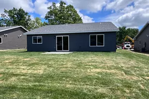 1425 Sunrise Ave SE, Rochester, MN 55904 - Photo 29