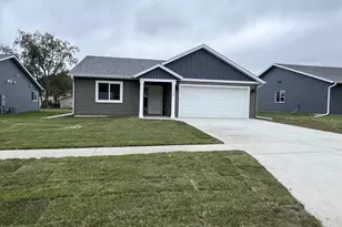 1425 Sunrise Ave SE, Rochester, MN 55904 - Photo 1